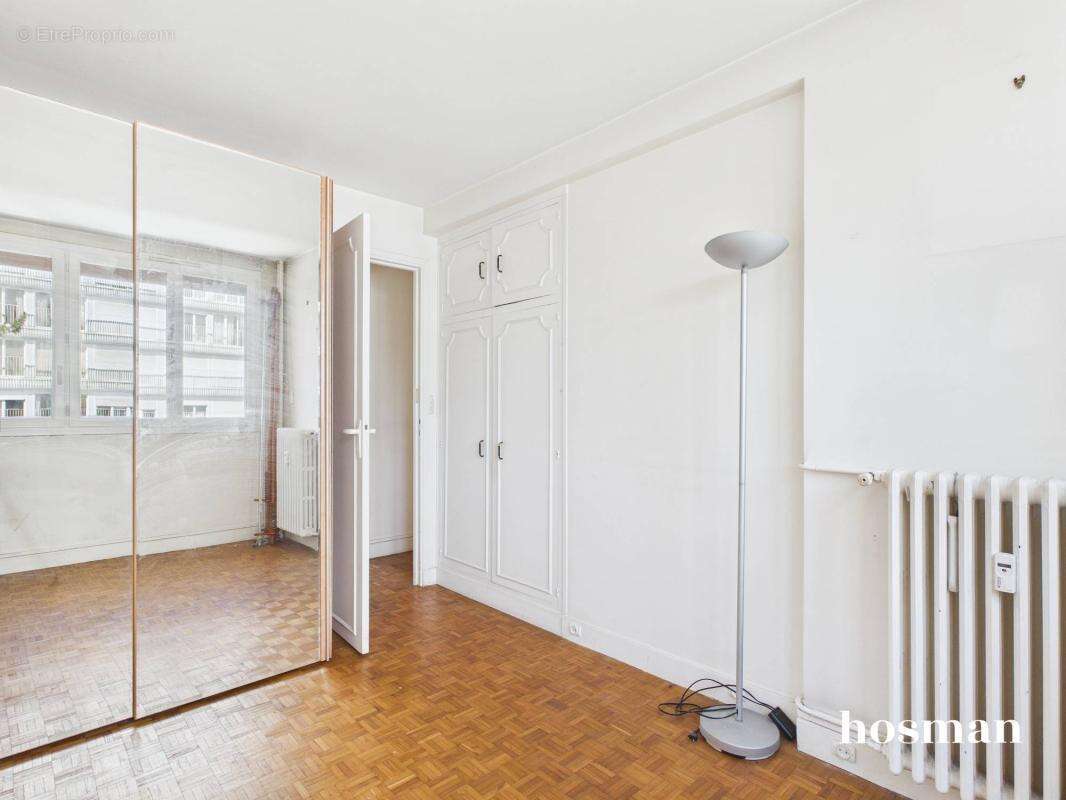 Appartement à PARIS-20E