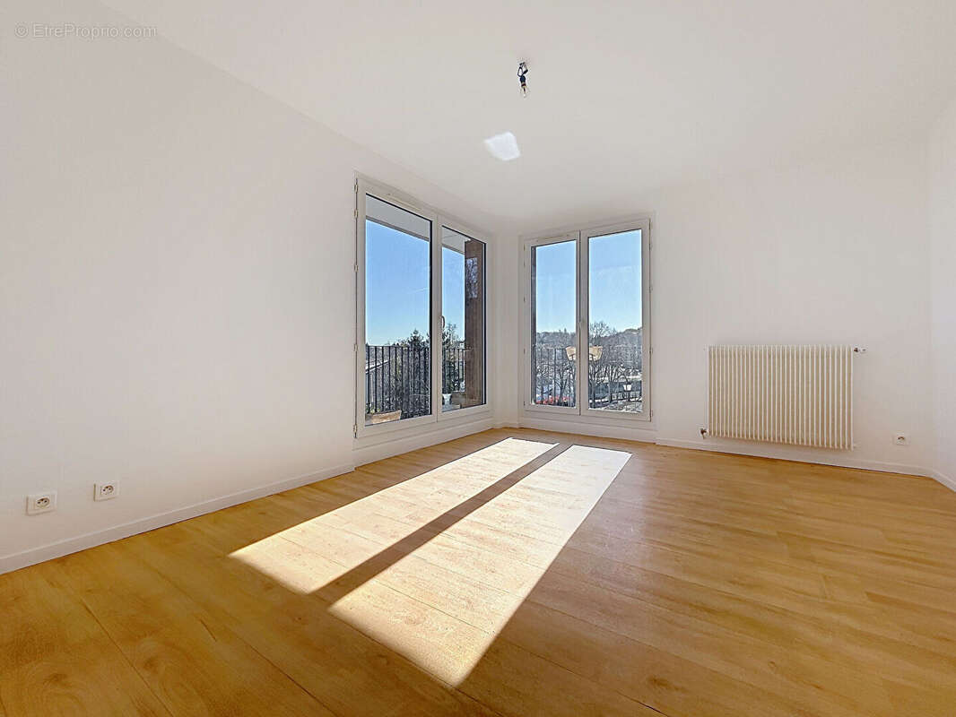 Quartier : gare - village - 2 pieces avec un balcon - photo 3