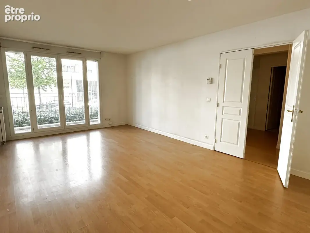 Appartement t2 chambre balcon parking tram - bordeaux chartrons ravezies - photo 2