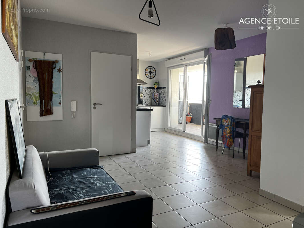 Grand T2 avec Balcon - Dernier Étage - Résidence Neuve - Vue Dégagée - Marseille 13003 - photo 5