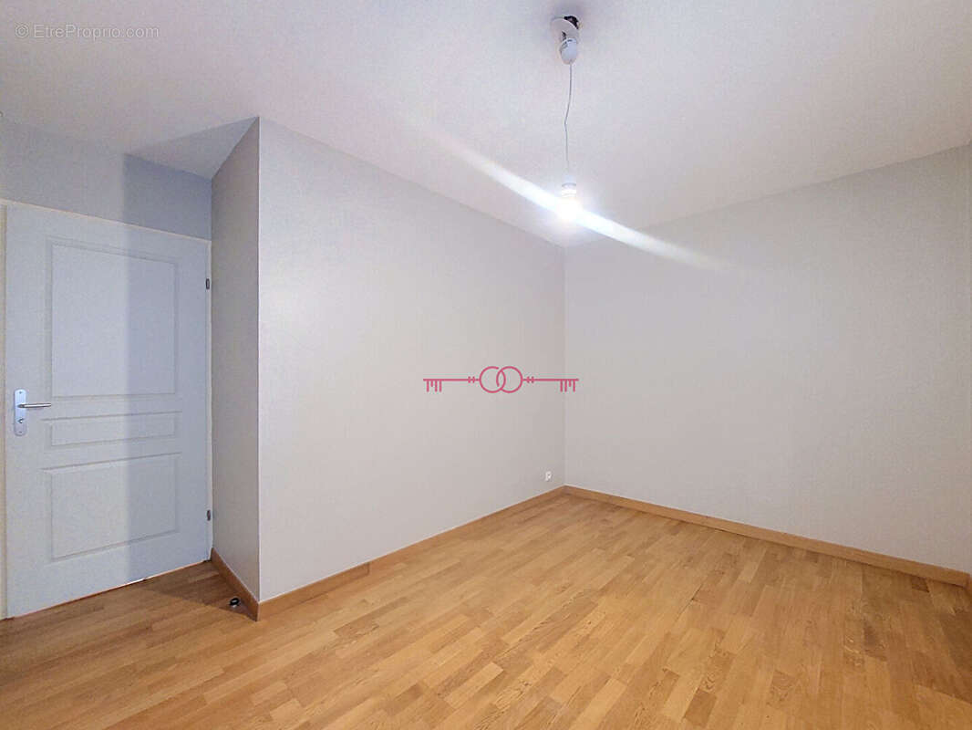 Appartement Reims hyper centre ville - extérieur- 98 m2 - photo 6