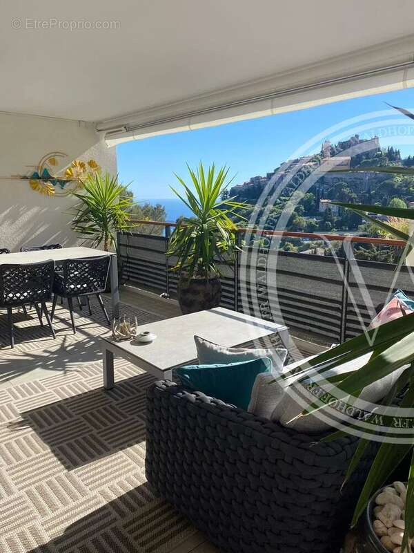 Appartement à EZE