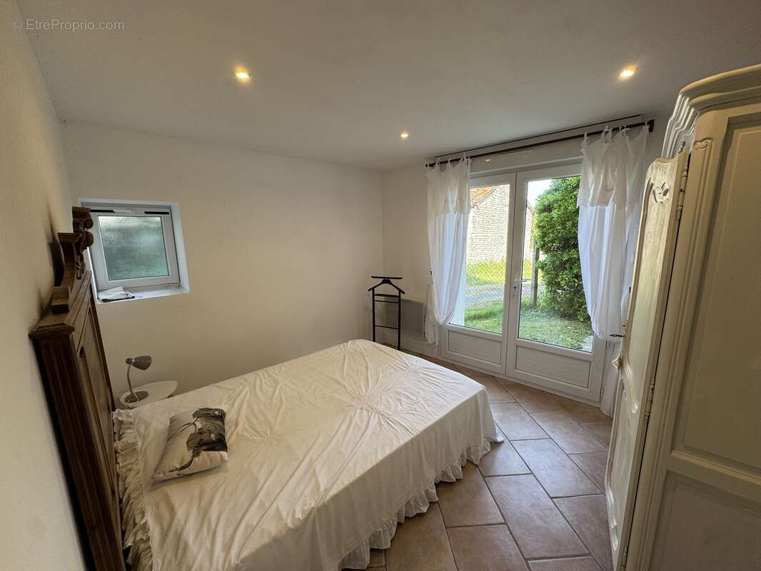 Maison 111 m² à Bessac  - photo 330