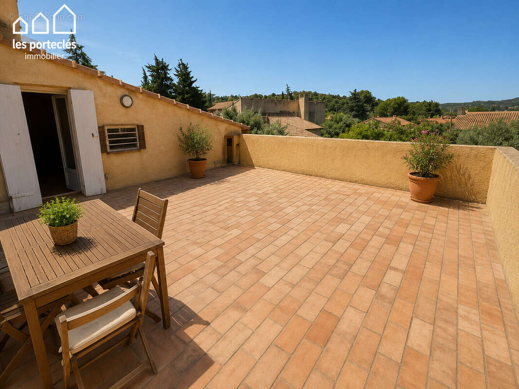 Maison à VILLENEUVE-LES-AVIGNON