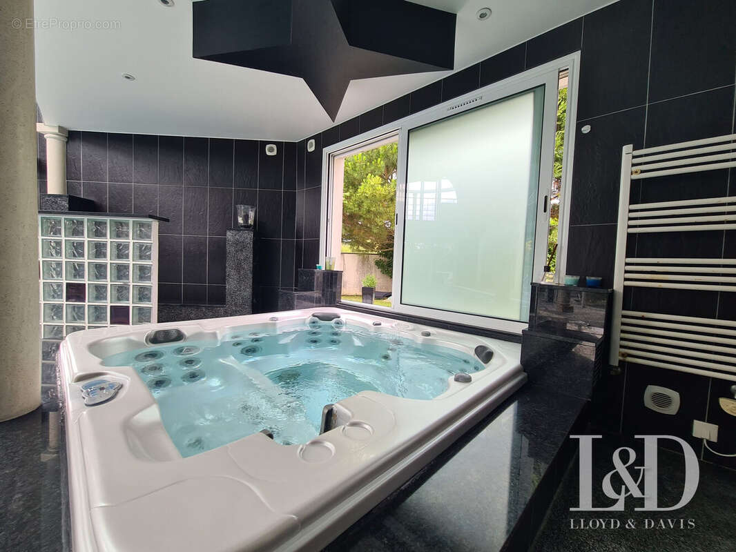 Commerce à MORSANG-SUR-SEINE