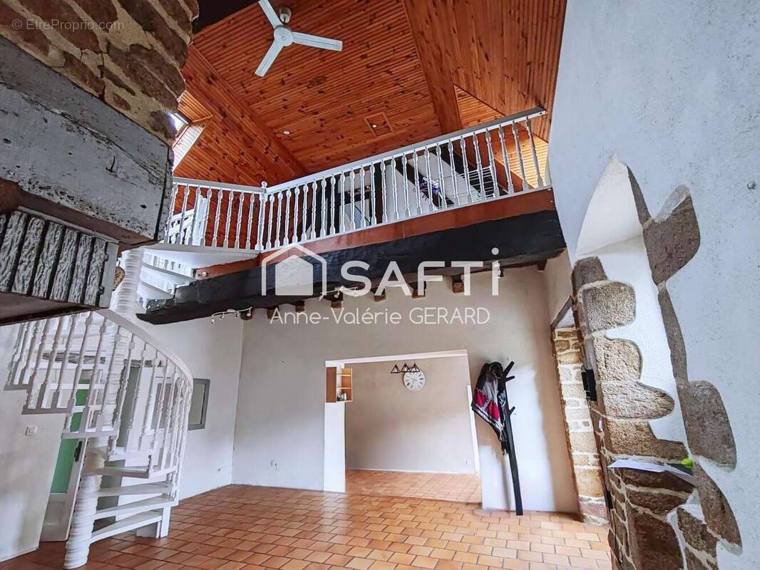 Photo 5 - Maison à ERNEE