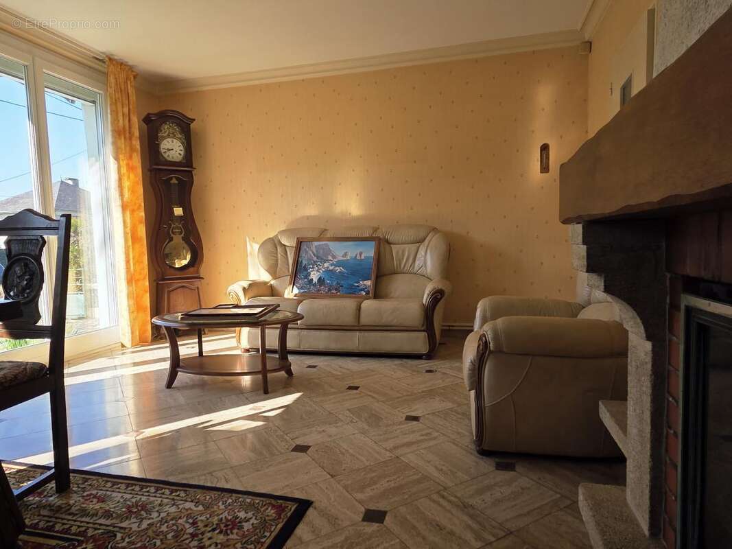 Maison à CHATEAU-GONTIER