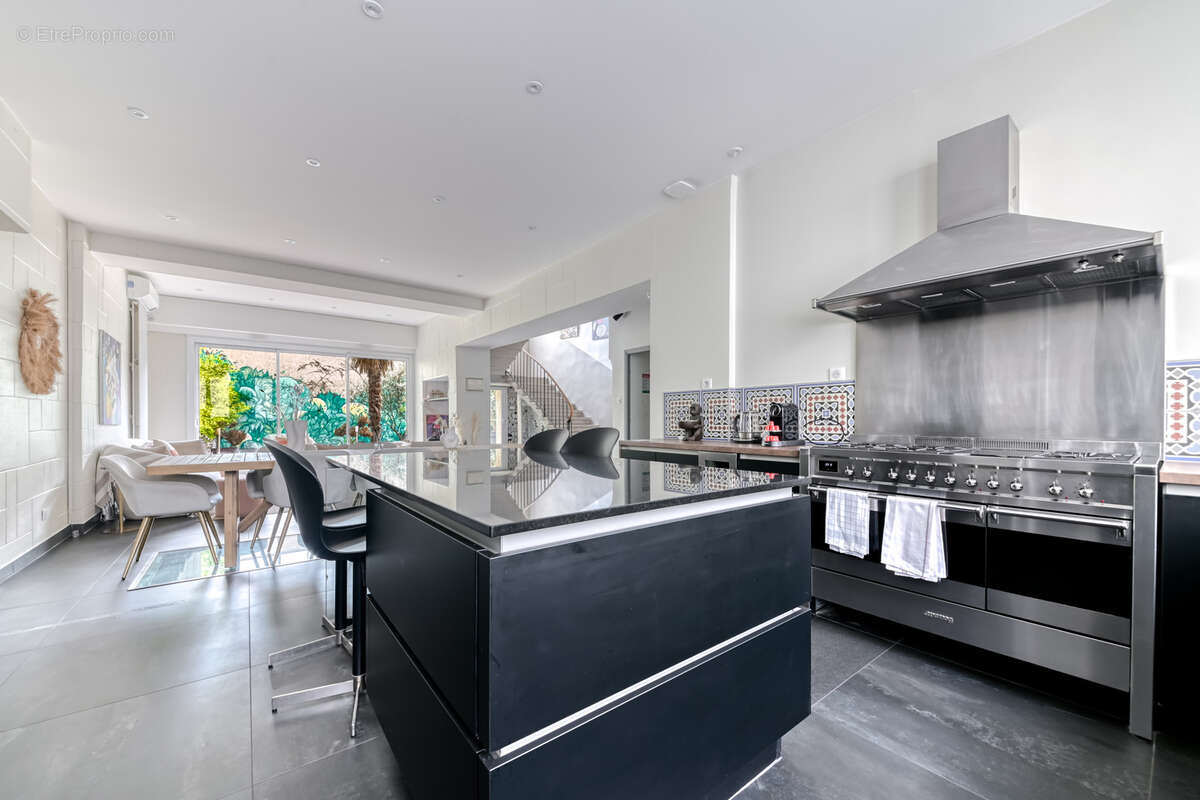 Maison à VILLEURBANNE