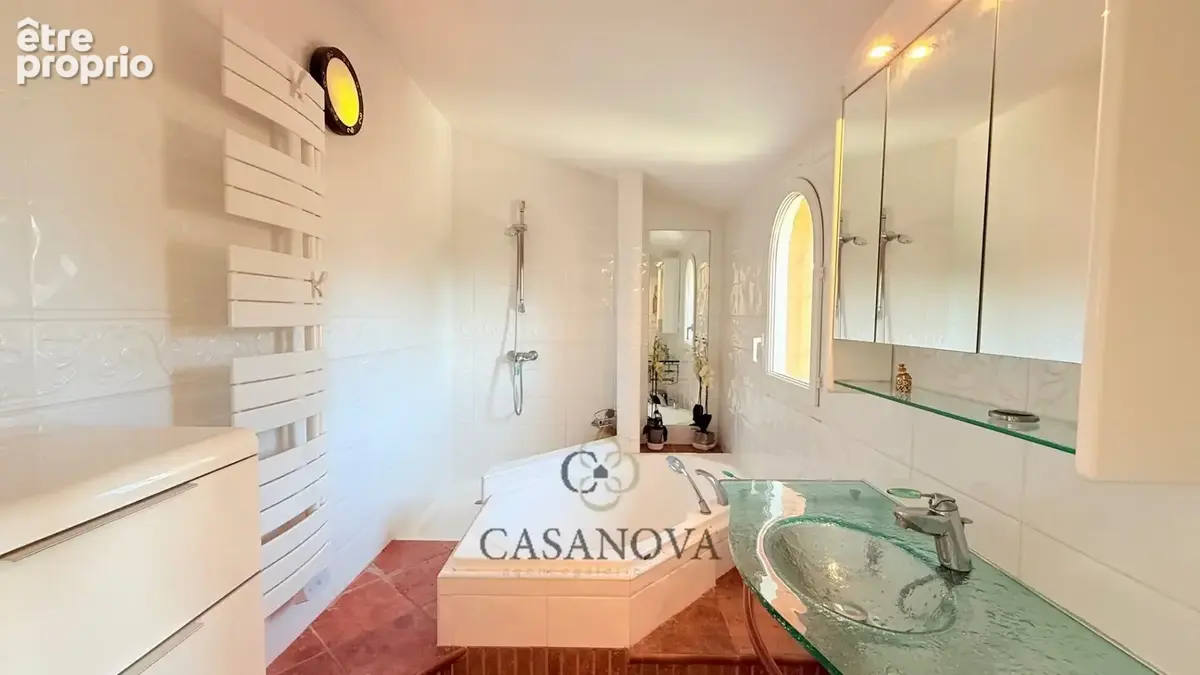 Lattes proche Montpellier - Villa rénovée avec piscine chauffée et dépendances - photo 11