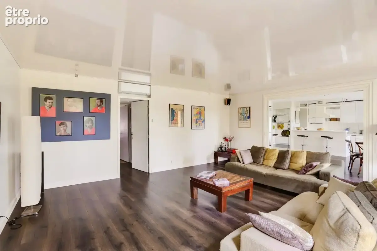 Appartement de 7 pièces - Vue dégagée sur le Rhône - photo 3