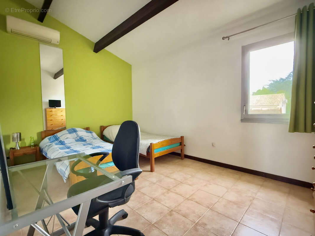 Maison à BAGNOLS-SUR-CEZE