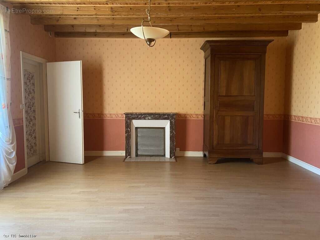 Maison à VILLEFAGNAN