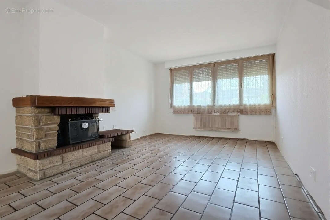 Maison à LOOS-EN-GOHELLE