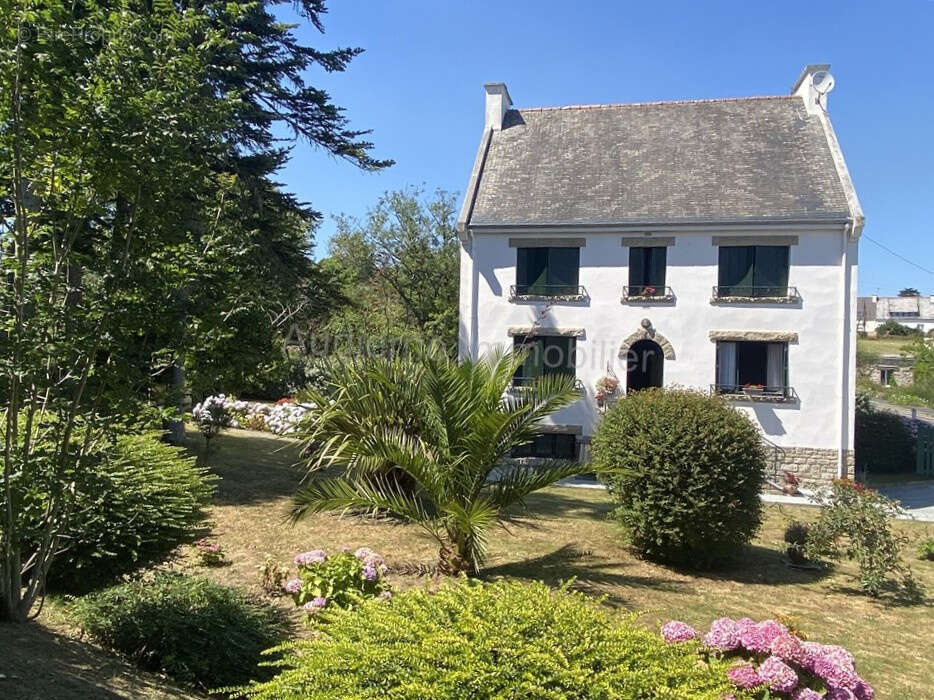 Maison à AUDIERNE