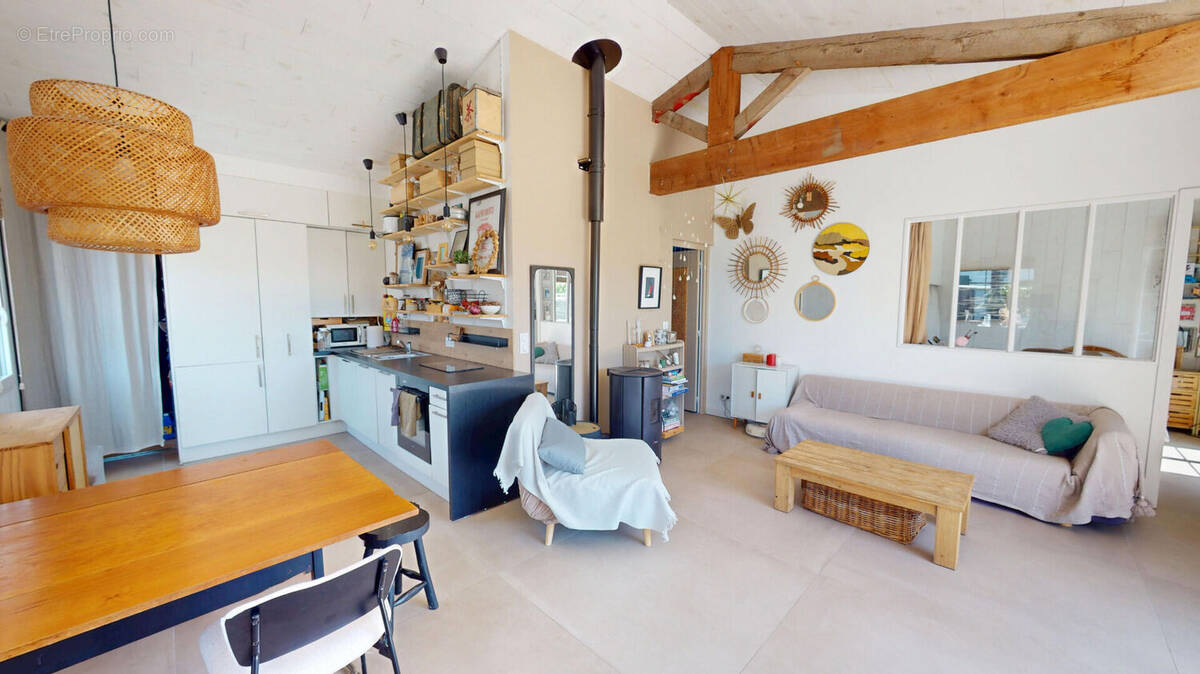 Maison à LA FLOTTE