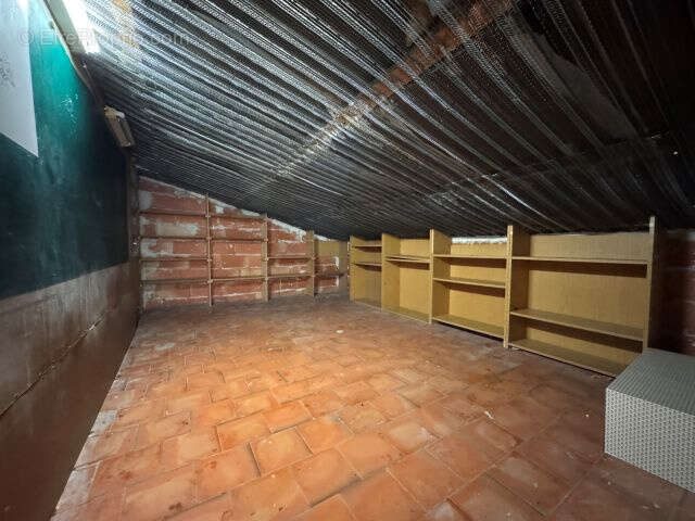 Maison à LA TOUR-D'AIGUES