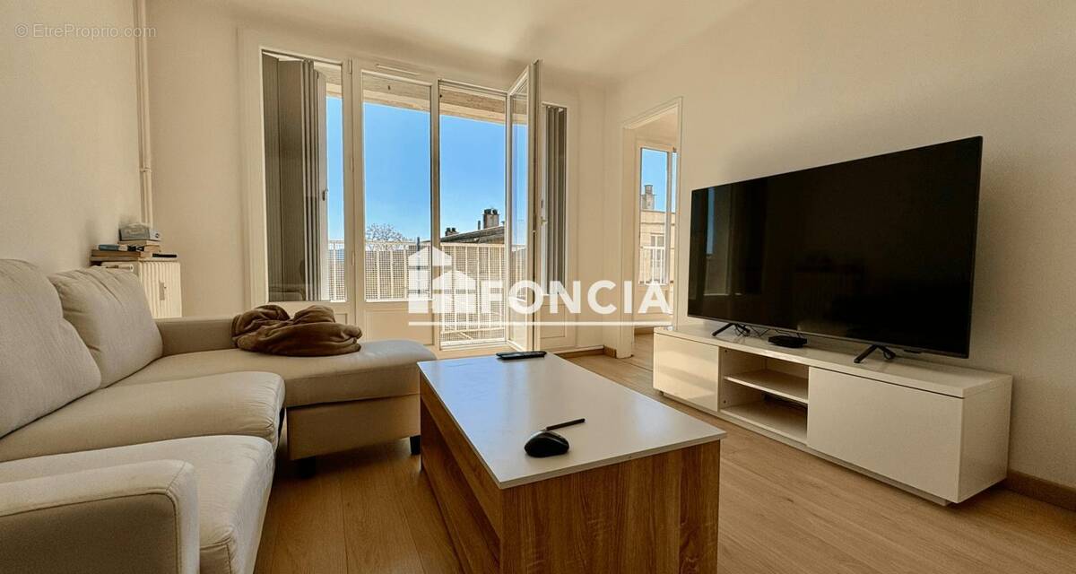 Appartement à AIX-EN-PROVENCE