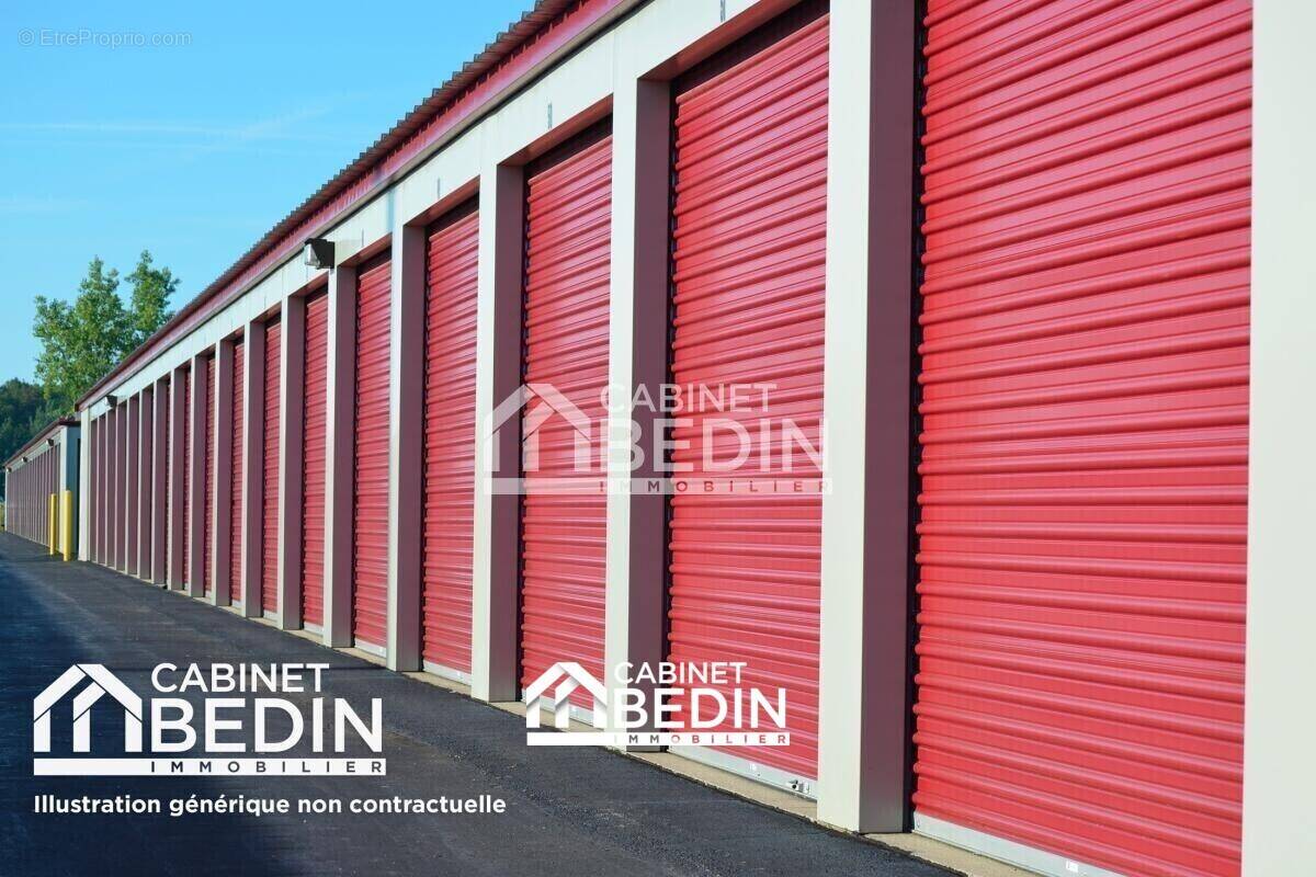 Parking à BISCARROSSE