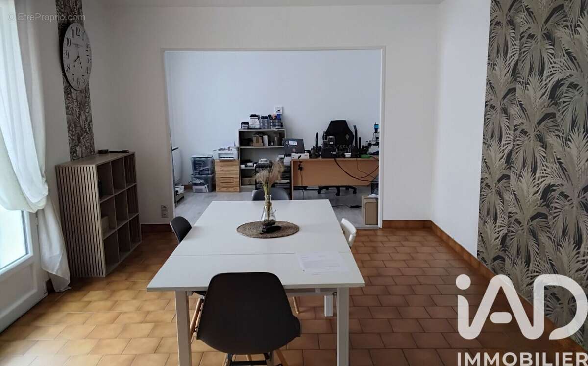 Photo 2 - Maison à JUILLE