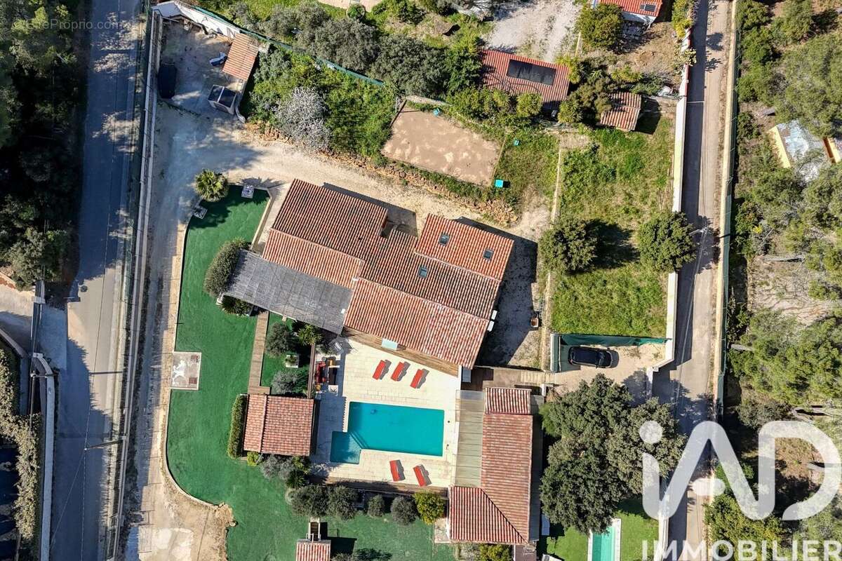 Photo 4 - Maison à LA CADIERE-D'AZUR