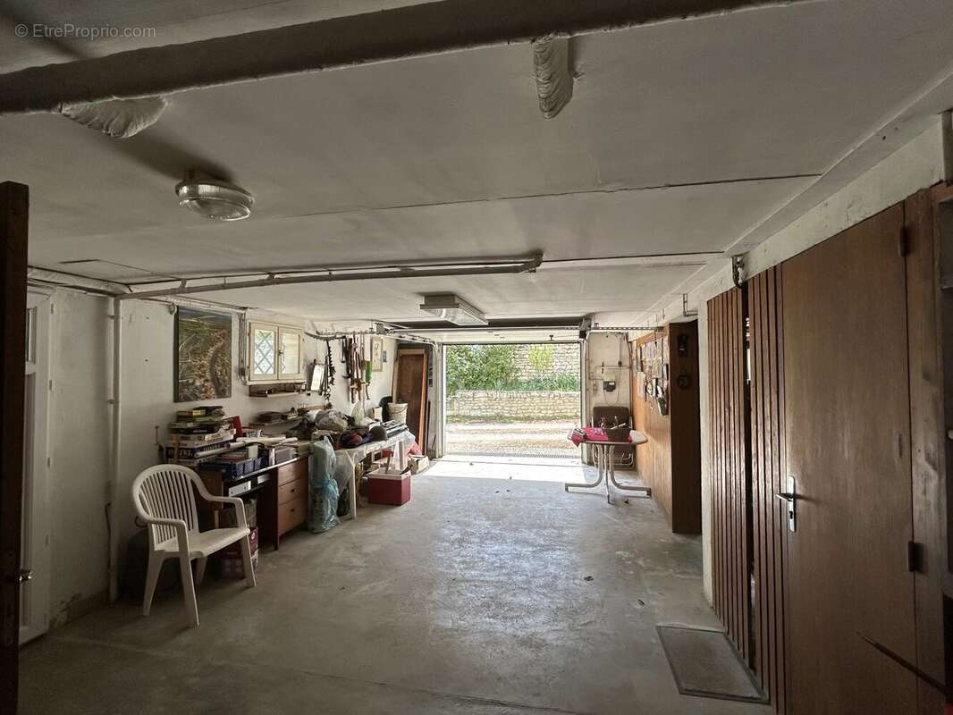 Maison à NEUVILLE-DE-POITOU