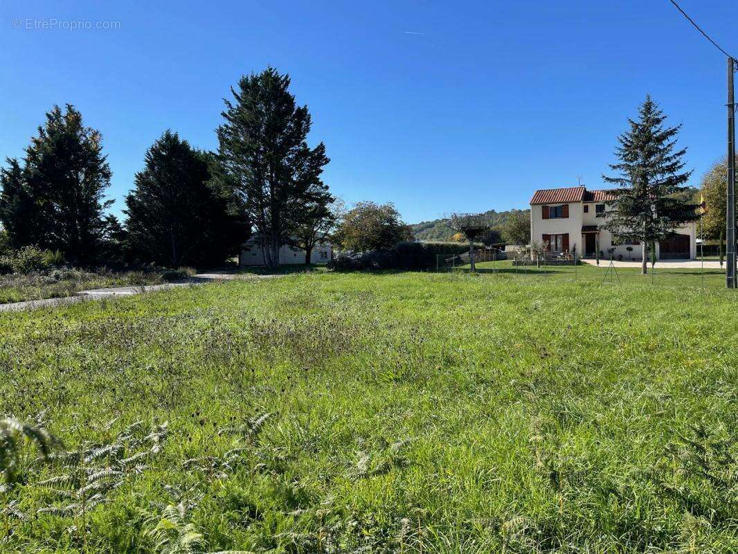 Terrain à MARSAC-SUR-L&#039;ISLE