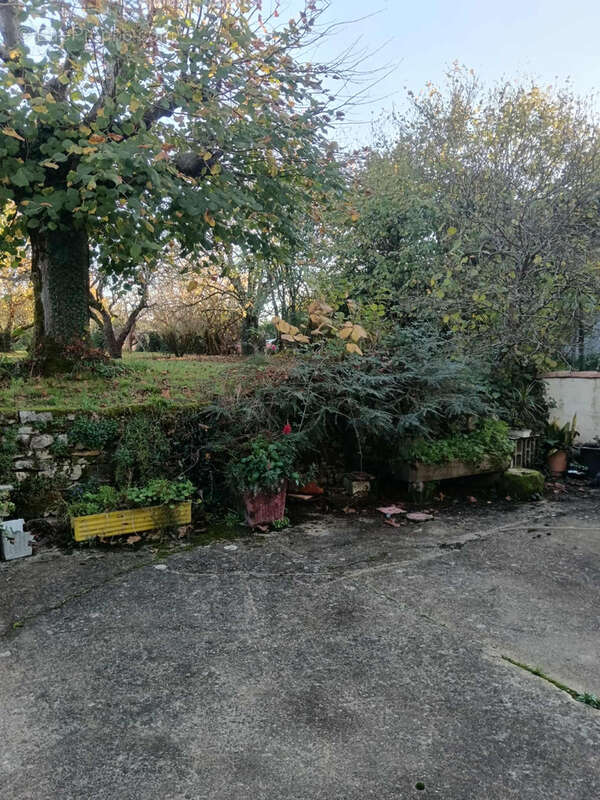 Maison à CEAUX-EN-COUHE