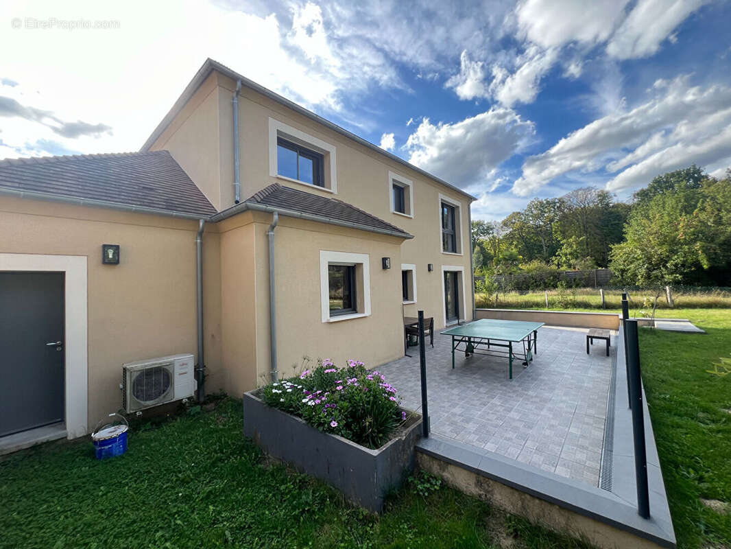 Maison à RAMBOUILLET