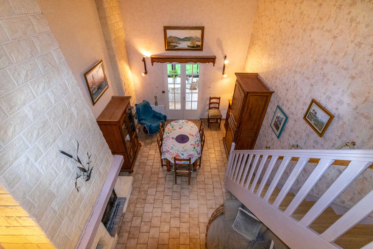 Maison à LA CHAPELLE-DES-POTS