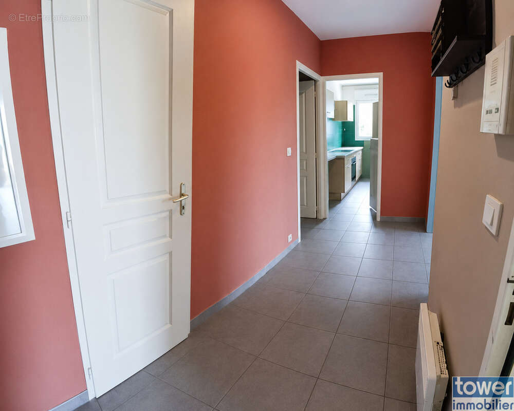 Appartement à CLAVETTE