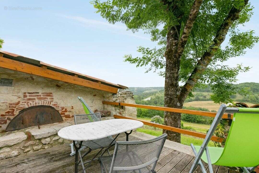 Maison à BAGAT-EN-QUERCY