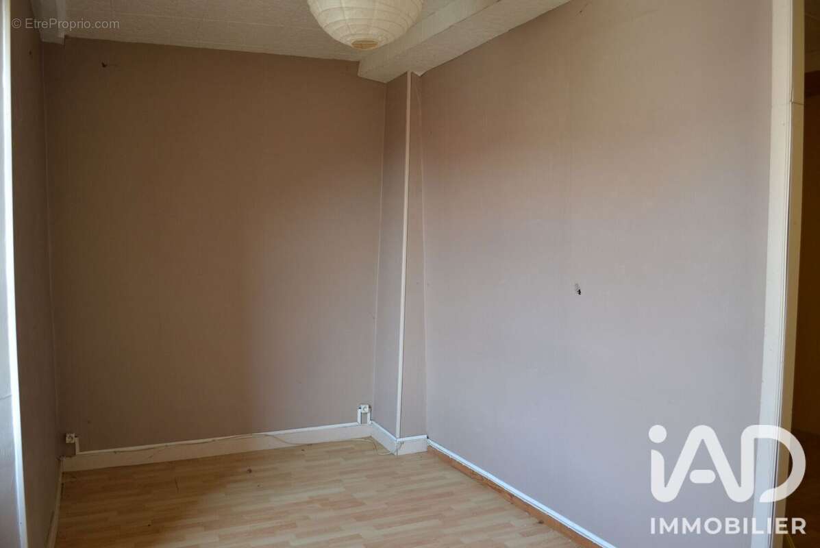 Appartement 190 m² à Liffol-Le-Grand  - photo 4