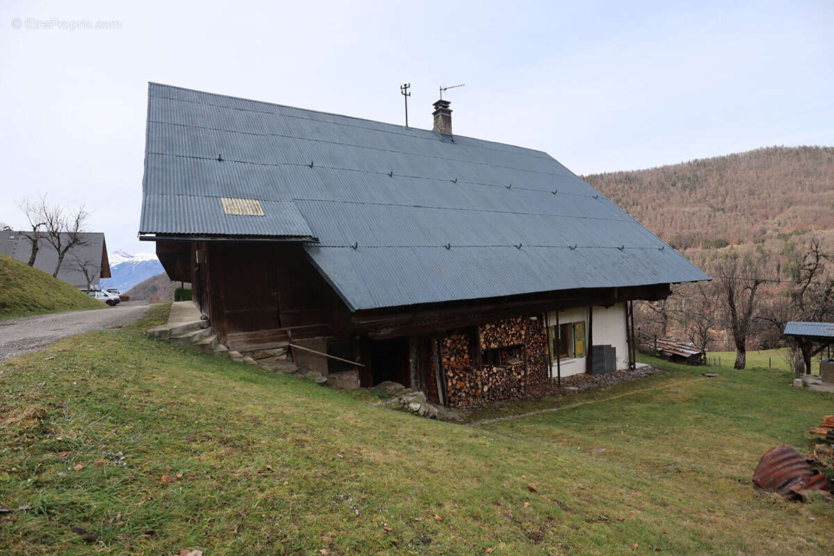Chalet Beaufortain à rénover - photo 8