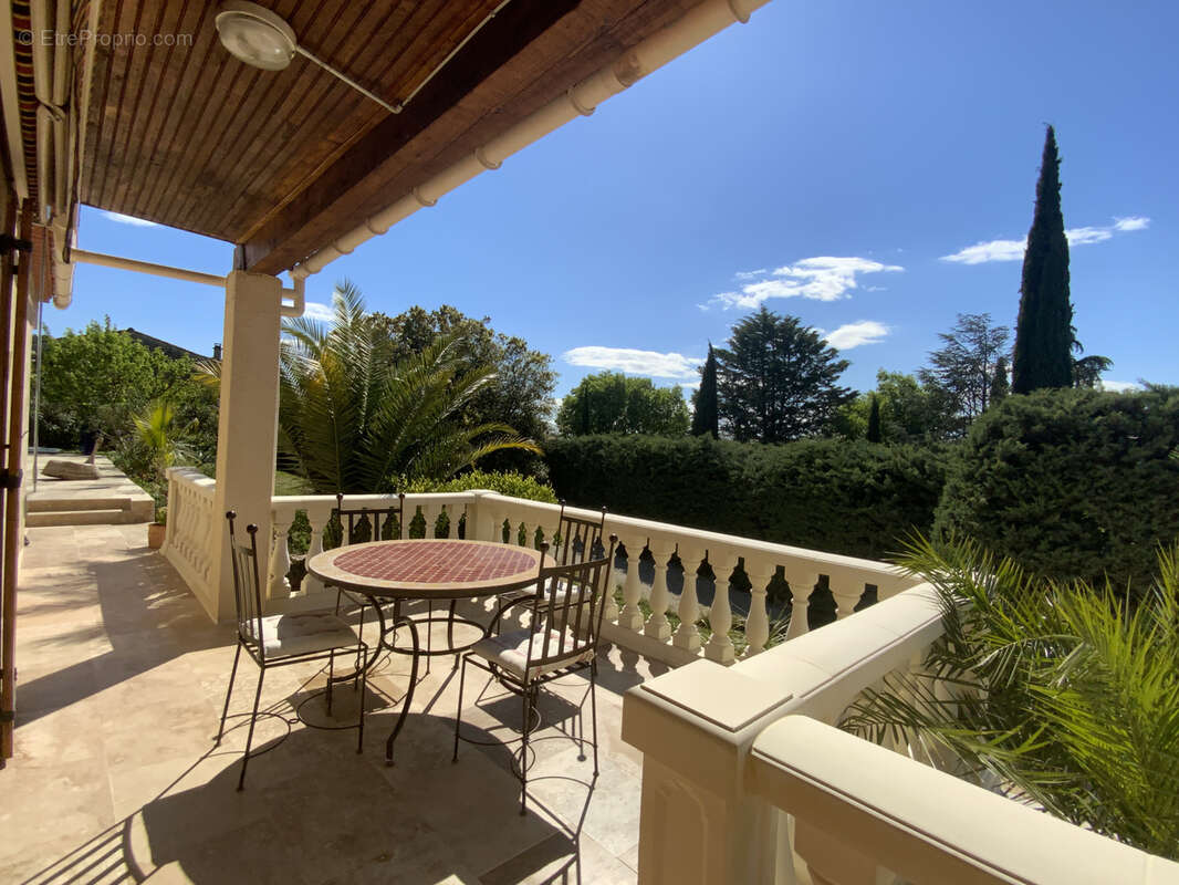 Villa avec vue montagne et piscine - photo 6