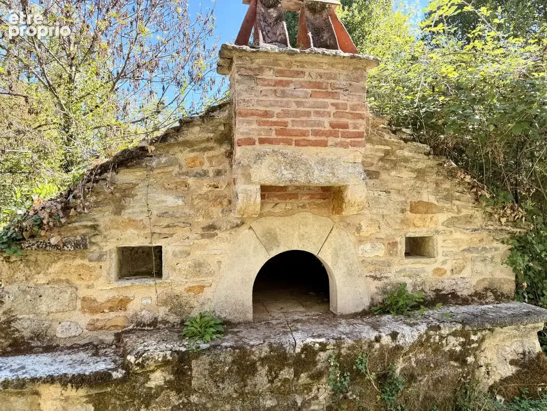 Maison de caractère avec grange et plus de 2,5 ha de terrain - photo 14