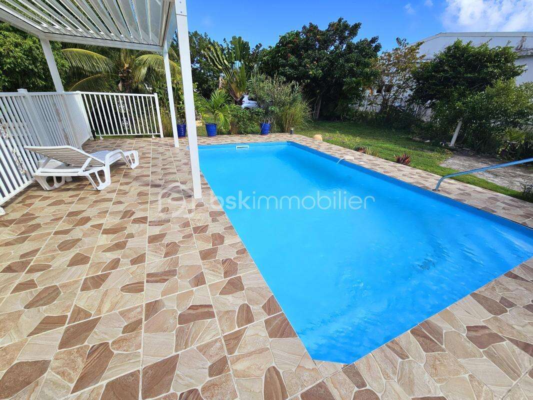 Maison à SAINT-FRANCOIS