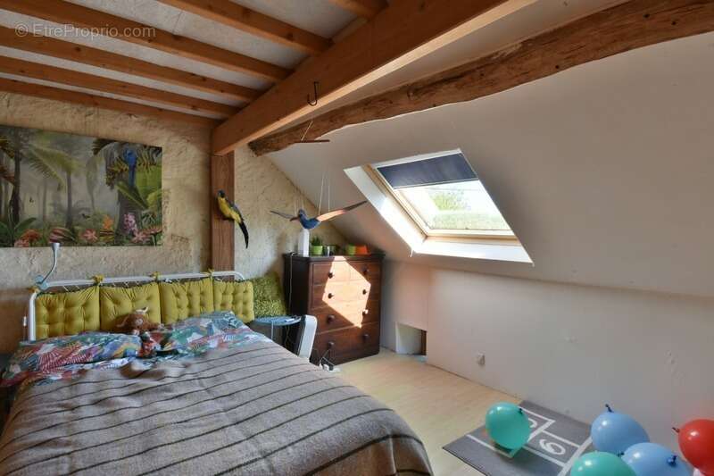 Maison à SAINT-LEGER-MAGNAZEIX