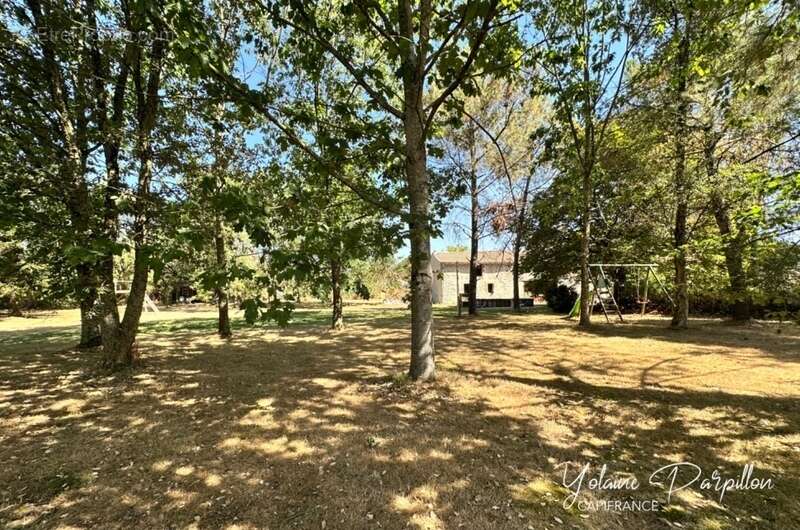 Longère avec 4 chambres et piscine - LES BROUZILS (85) - photo 2