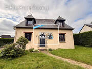 Maison à DOMAGNE