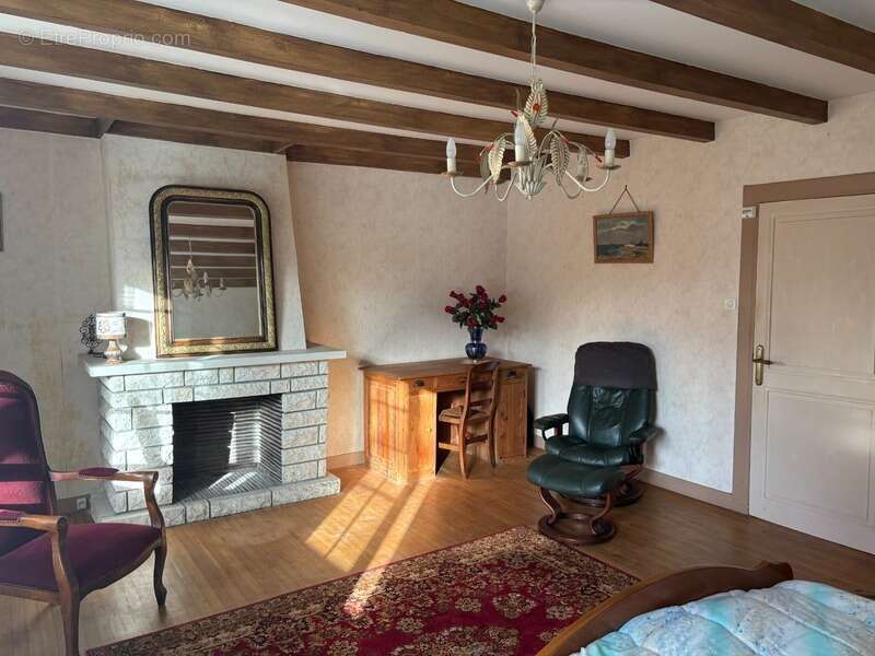 Maison à SIGOULES