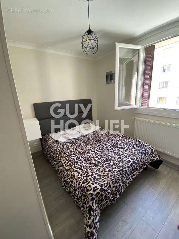 Appartement à LYON-8E