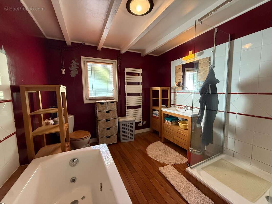 Maison à SAINT-SATURNIN