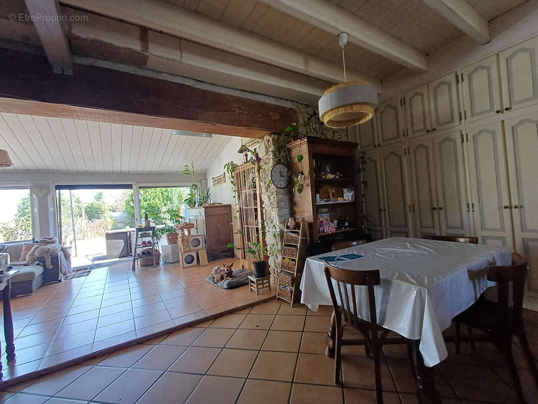 Maison ancienne renovee au calme - photo 6