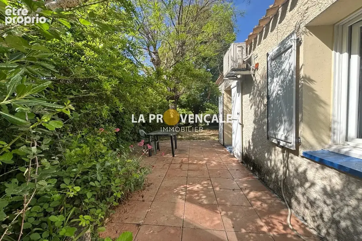 Maison 5 pièces 130 m² à vendre à Greasque (13850) - photo 3