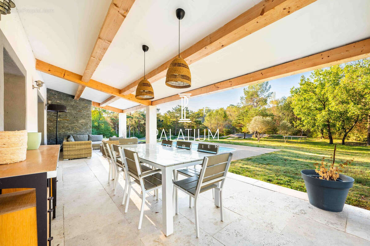 Maison à PIERREVERT