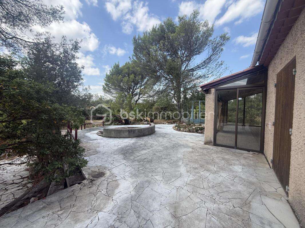 Maison de caractère à rénover – 4 800 m² de terrain – Un cadre naturel exceptionnel à Ventabren - photo 28