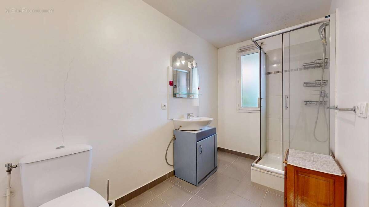 Appartement 40 m² à Villemomble  - photo 11