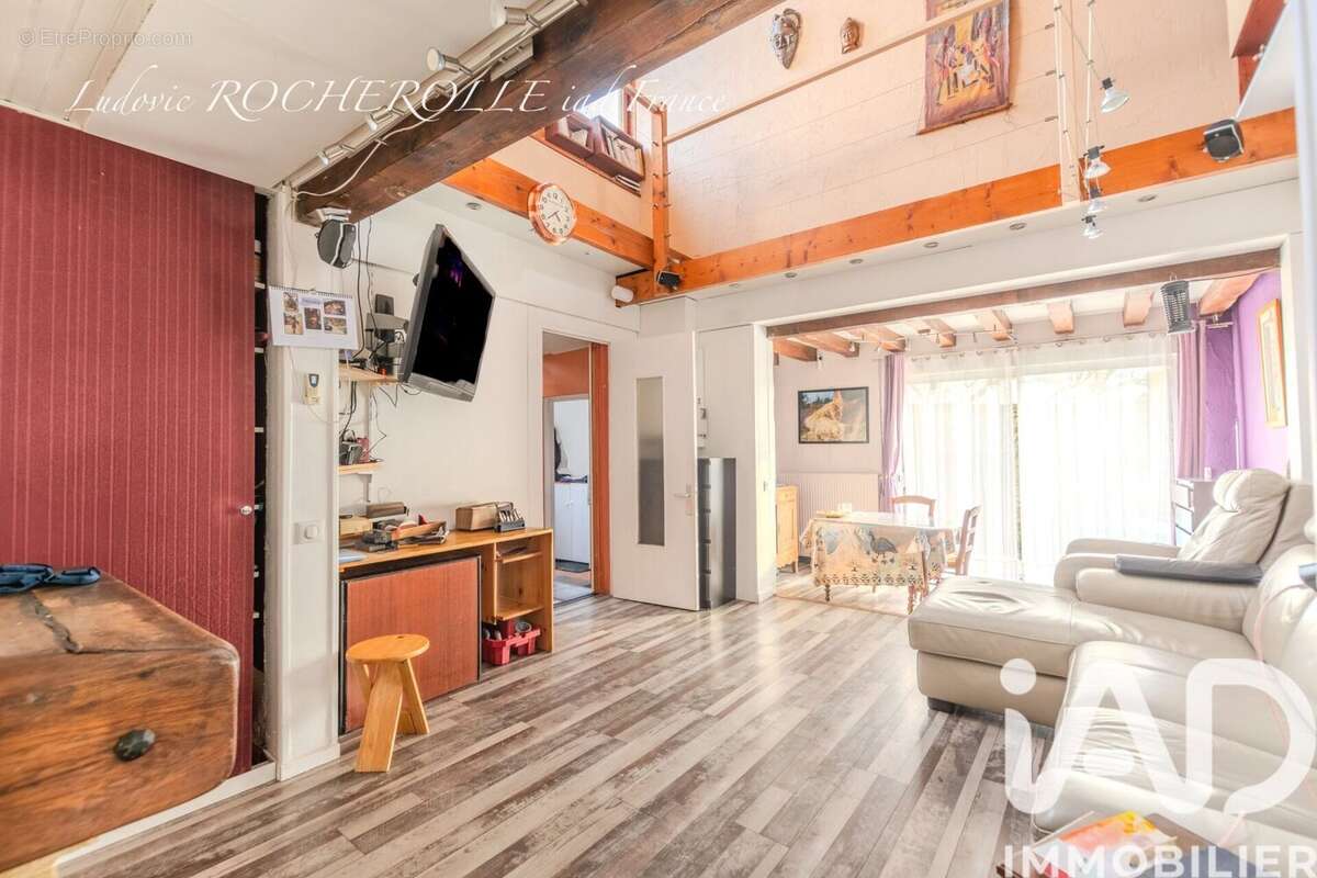 Photo 2 - Maison à BALLAINVILLIERS