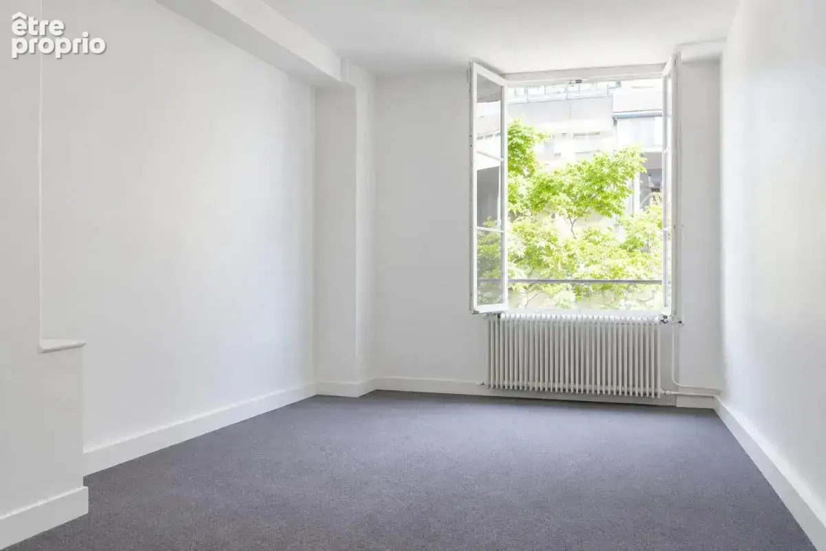 Coup de cœur assuré ! Corpimmo vous propose à la vente des surfaces en duplex dans une copropriété de charme de 5 lots. Chaque s - photo 4