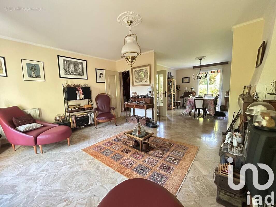 Photo 1 - Maison à VILLIERS-SUR-ORGE